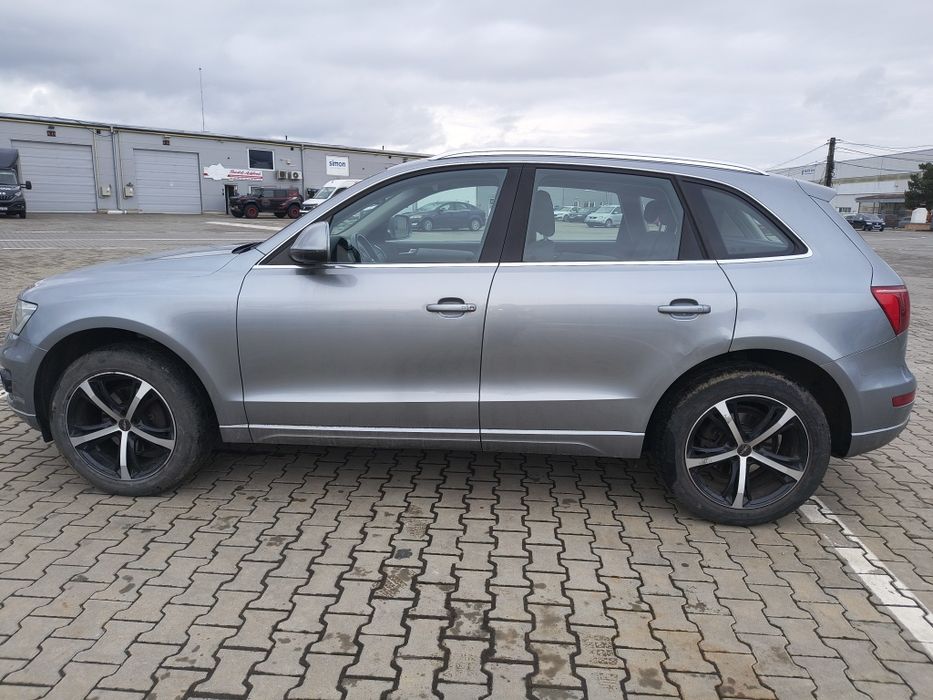Audi q5 , quattro, automata,distributie schimbata , dovezi pe km