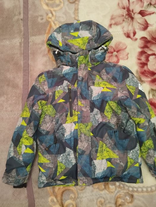 Продам зимний костюм для мальчика