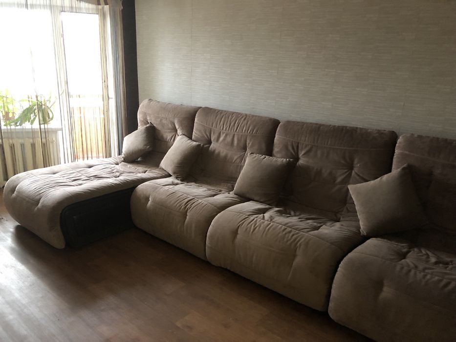 Диван для гостиной