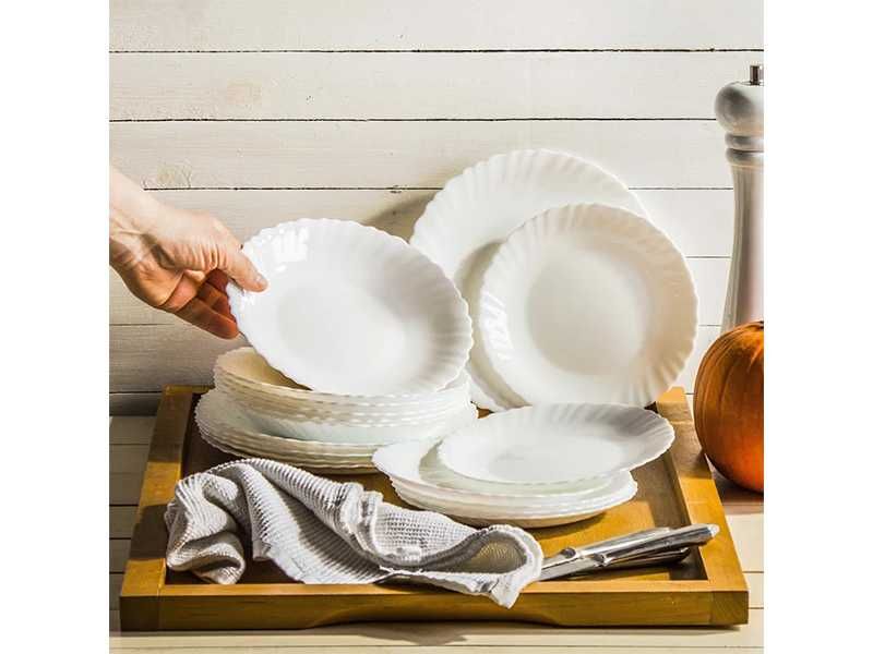 НОВИ! Сервиз за хранене Luminarc Feston 18 части