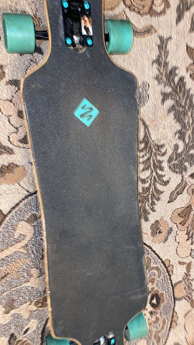 Longboard downhill