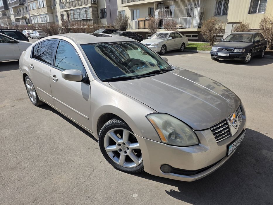 Nissan Maxima 2004
