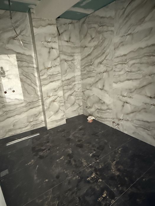 Apartamente noi de vanzare