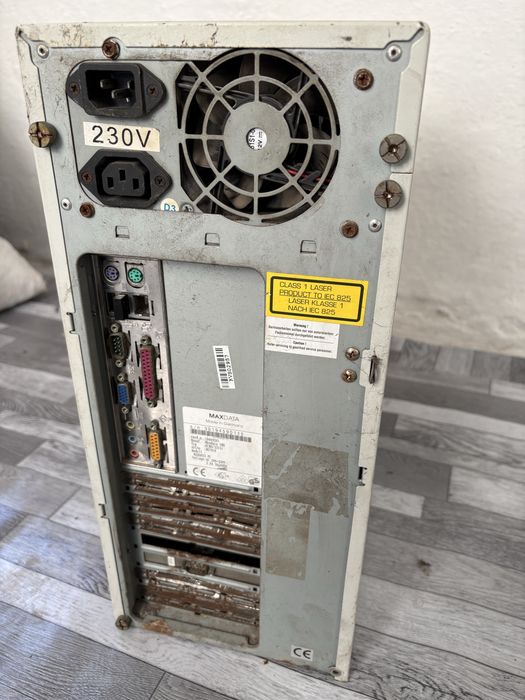 Стари компютри работещи