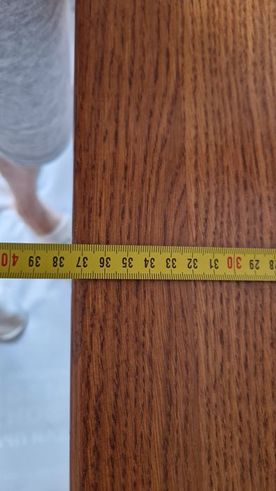 Бюро от масив, правено по поръчка.