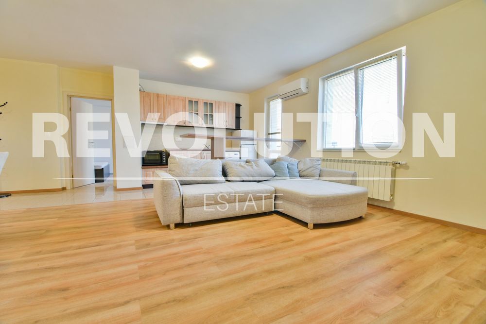 Дава се под наем Двустаен апартамент в София, Витоша - 75 кв.м за 648.21 € - Снимка #2