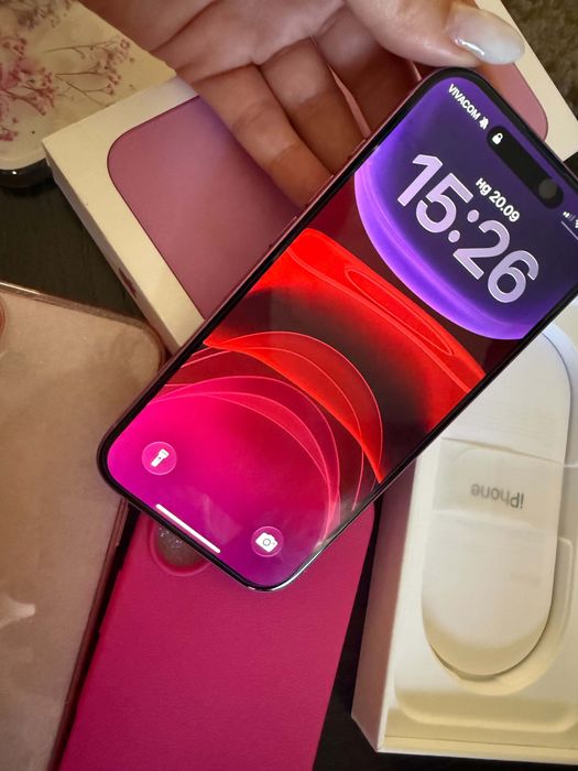 Телефон Iphone  16