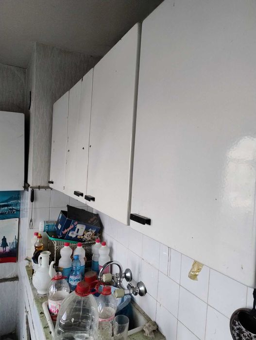 кухненски метални шкафове