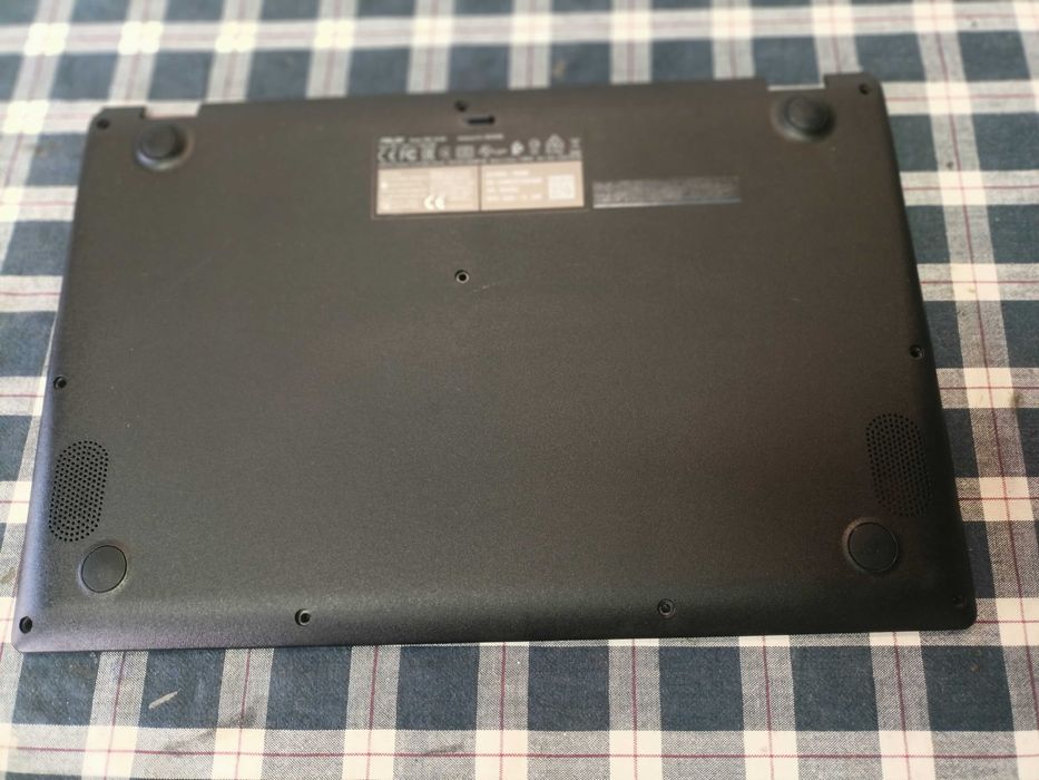 Elemente Asus E410m