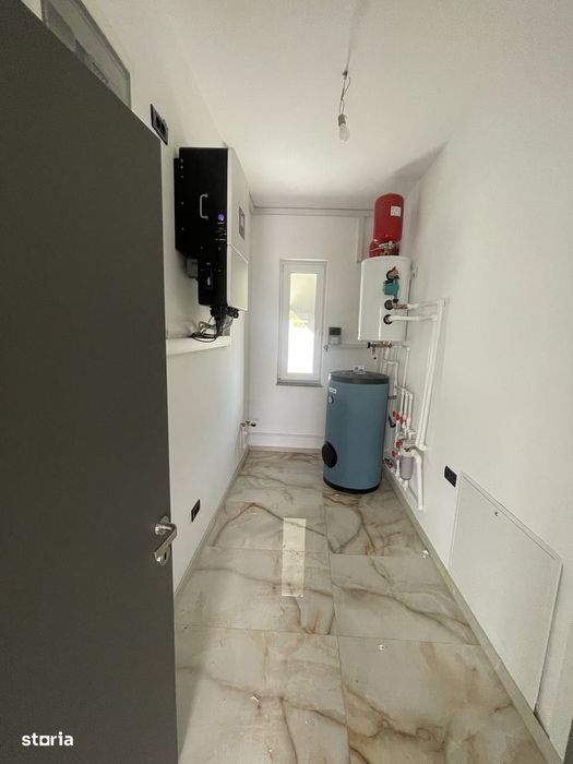 Casă individuală 4 camere, panouri solare, pompa caldura, priza auto