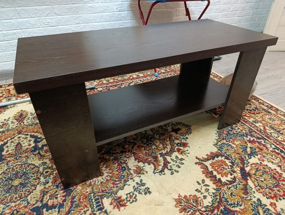 Продам журнальный столик