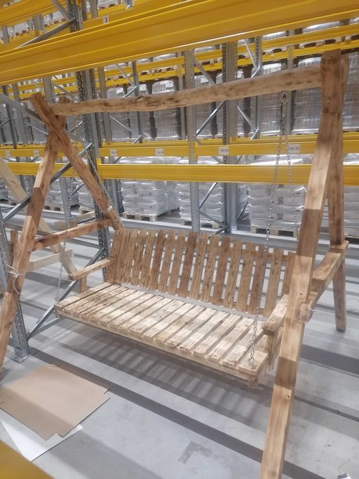 Дьрвени люлка за двор, нова