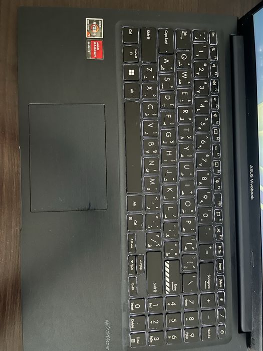 Продаю Asus Vivobook 15
