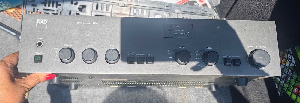 Усилвател NAD 3150