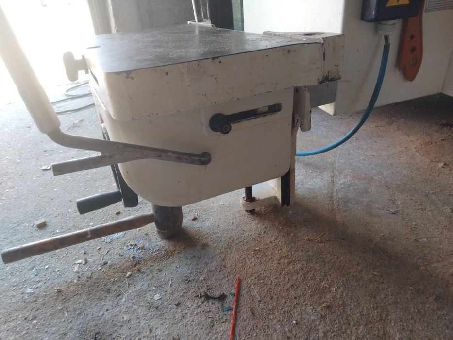 Masa mobila de gaurit firma SCM [50KG]