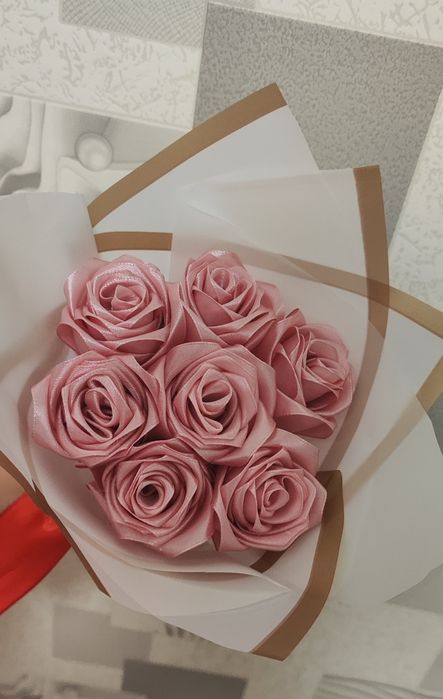 Продам букет из атласной ленты