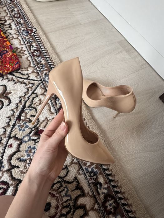 Туфли бежевый 38рр