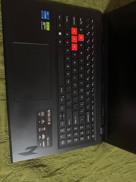 Геймърски лаптопа Acer nitro lite 16