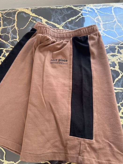 Vand pantaloni scurti 13-14 ani,Zara