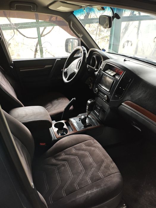 Продам mitsubishi pajero