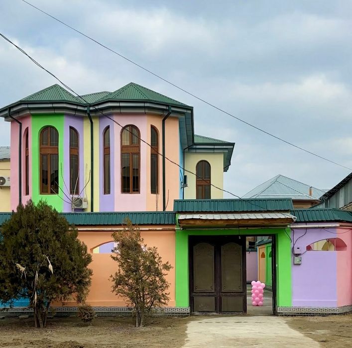 Сдаётся в аренду участок под детьский садик, гостиница, клиника и тд.