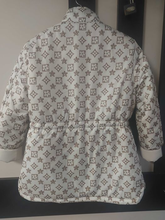 Дамско есенно яке