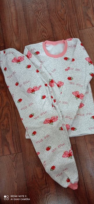 Новая тёплая пижама на 8-10 лет