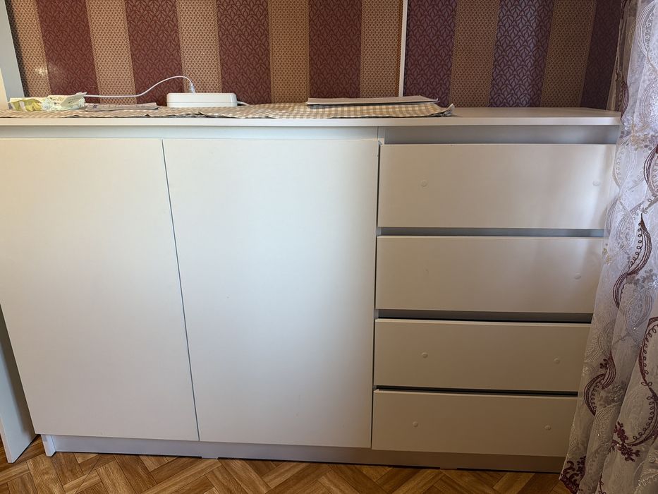 Продам шкаф комодный
