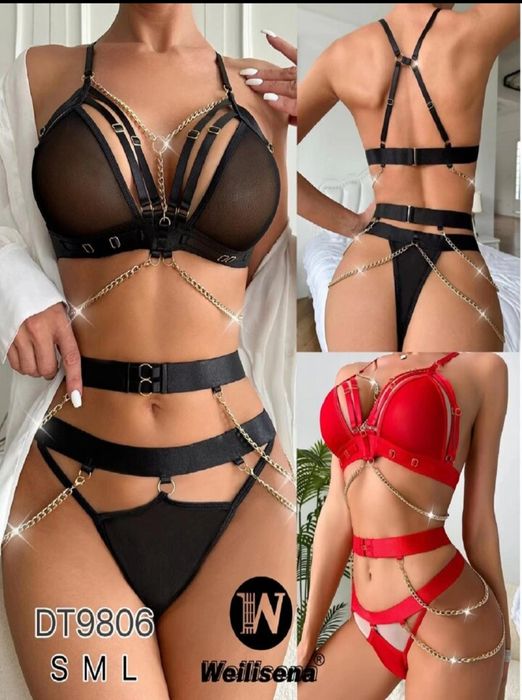 Секси еротично дамско бельо, Комплект дамско бельо Черно/Червено