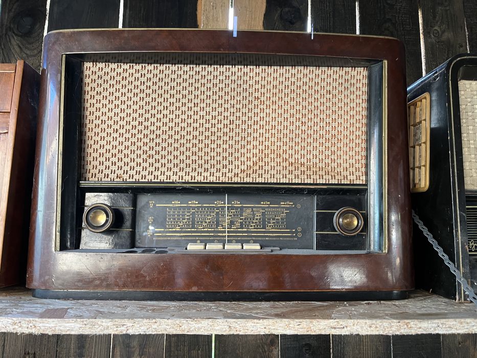 Radio vechi lampi