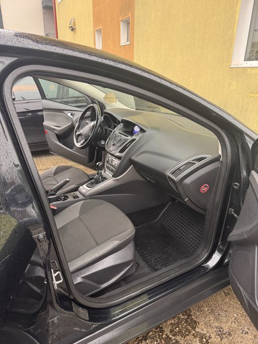 Ford Focus • 2012 • 1.6 MPI Benzina+ GPL • FULL DOTĂRI