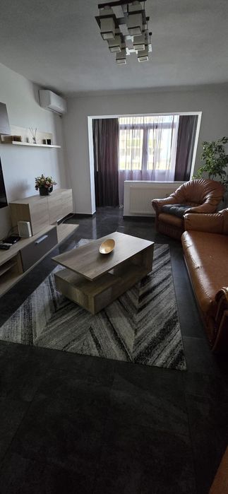 Închiriez apartament 2 camere