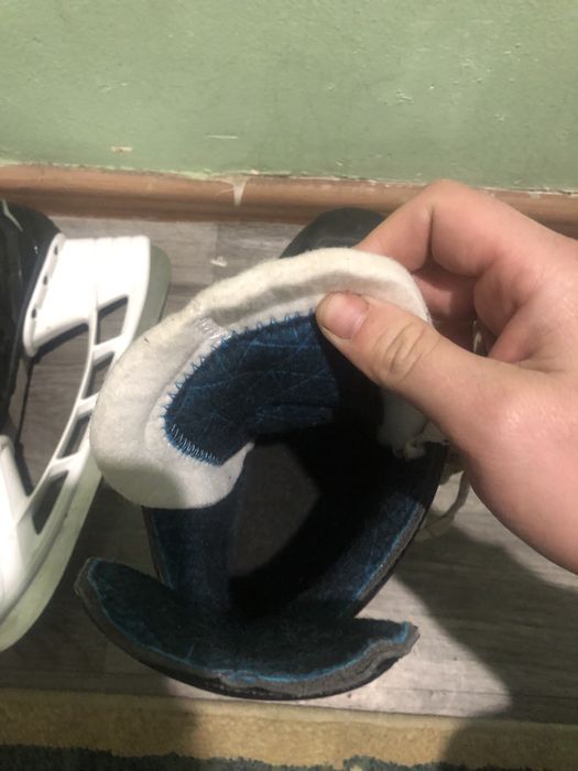 Продам коньки фирменные баер