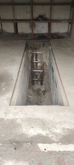 Продаётся Гараж микр-н 5/1 возле школа 11