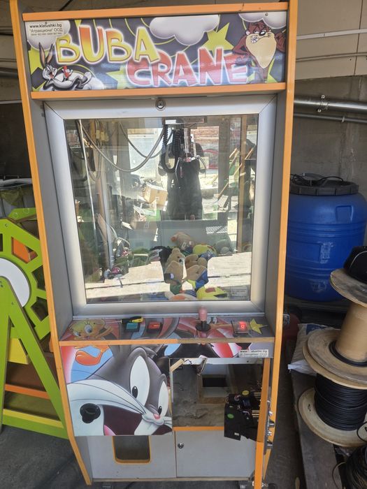 Кран за играчки с играчки