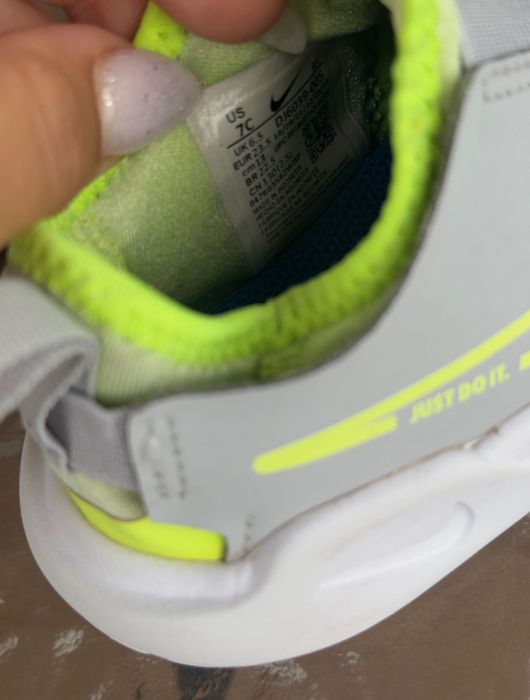 Бебешки маратонки Nike - размер 23.5