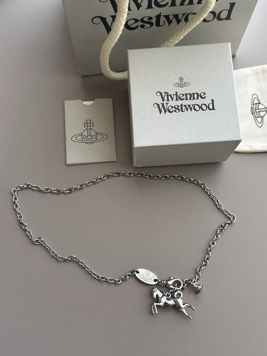 Vivienne Westwood гердан