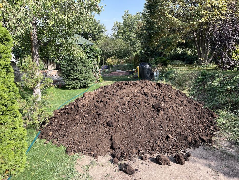 Навоз перегной .