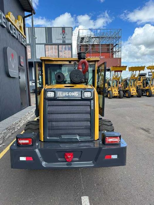 Фронтальный погрузчик LUGONG T930LP