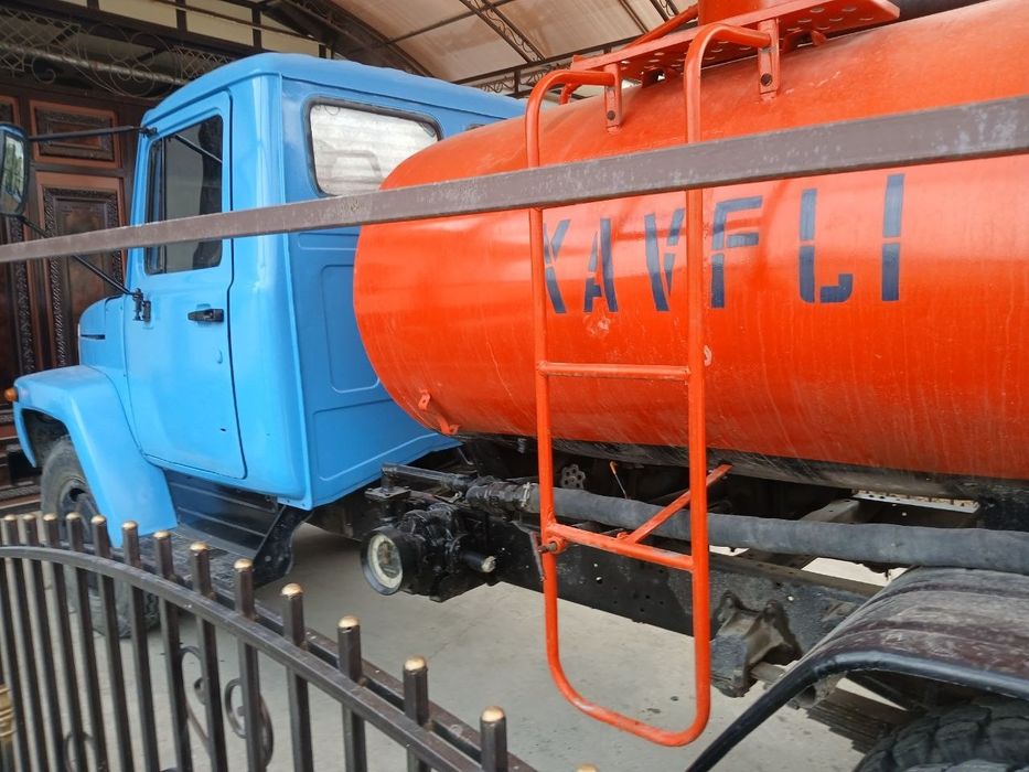Бензовоз  1992-год.  Сотилади