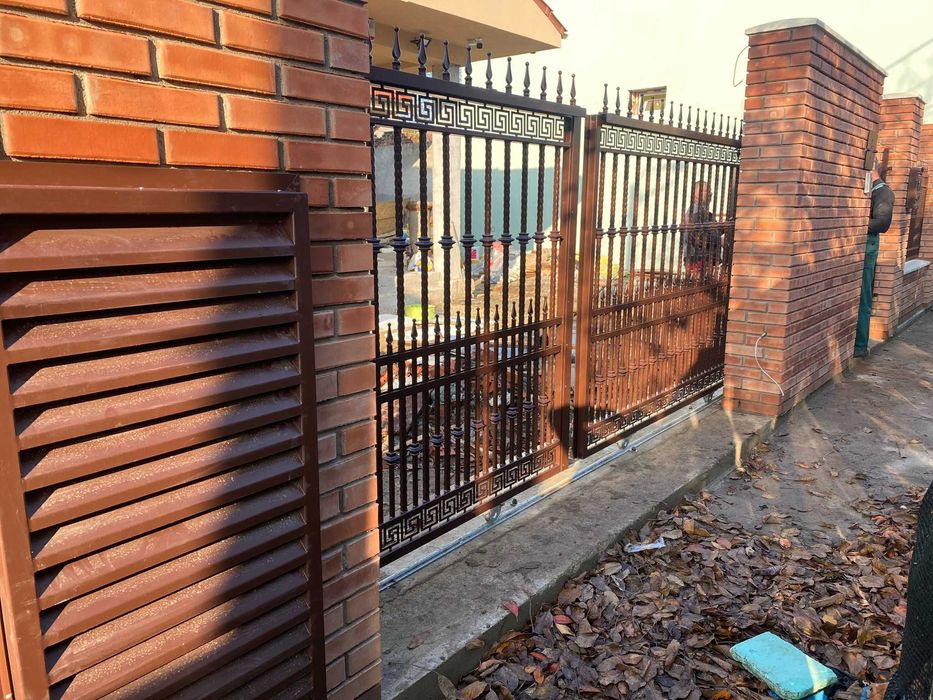 Porți Metalice Automatizate – Confort și Siguranță cu BalustradeTM