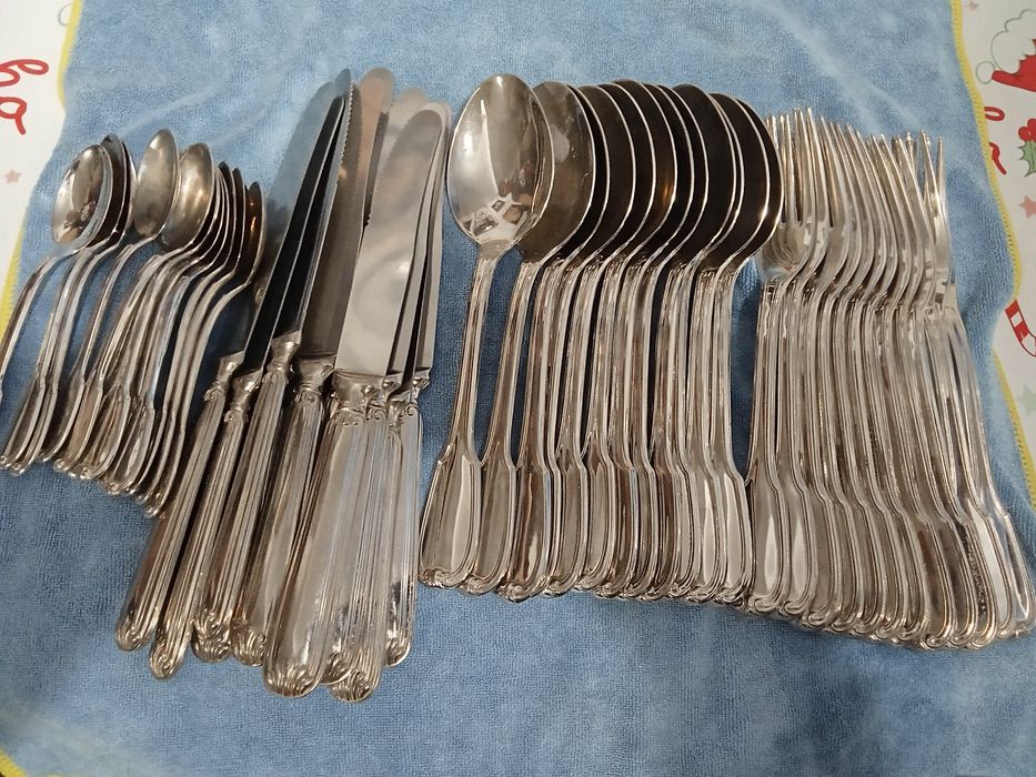 Посребрени прибори проба 800