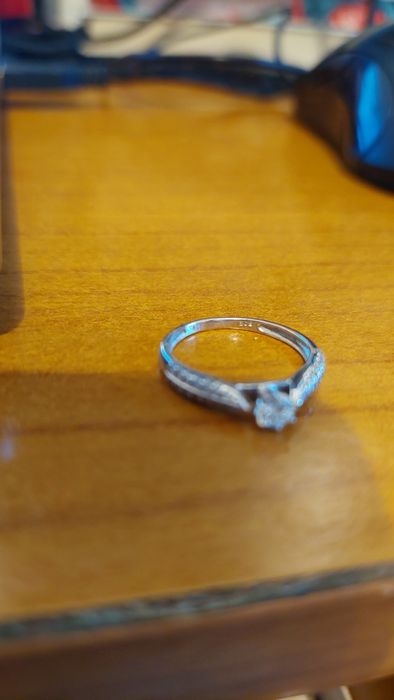 Inel aur alb cu diamante