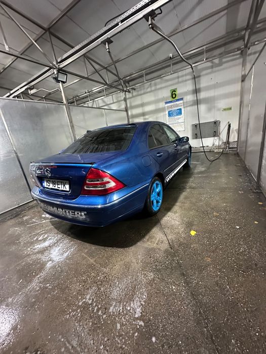 Mercedes-Benz E-Class, 1.186 € — imagine 3