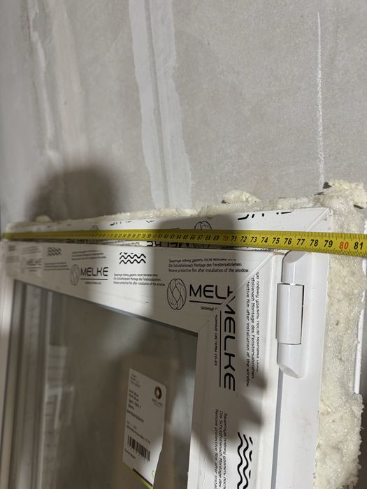 продам пластиковое окно и дверь