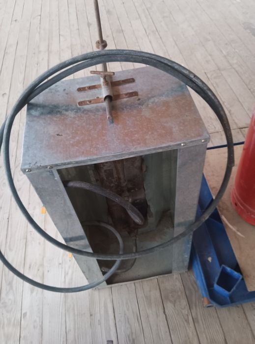 Gamburger aparat sotiladi