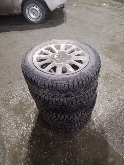 Запчасти на машину..