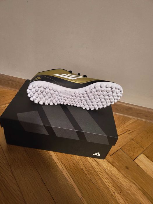 Стоножки Adidas messi f50 club turf 38 номер