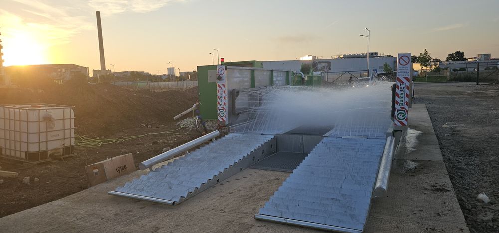 Spalator roti și sasiu camioane (santiere, zootehnie, statii betoane)