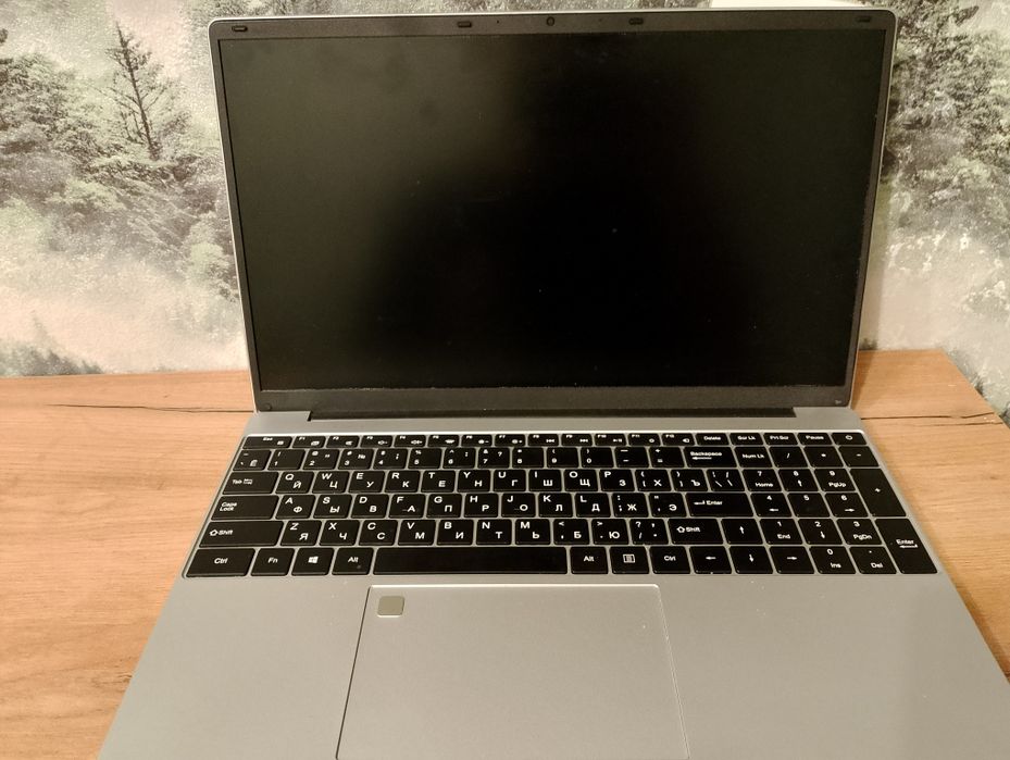 Продаю ноутбук HYDRA H22